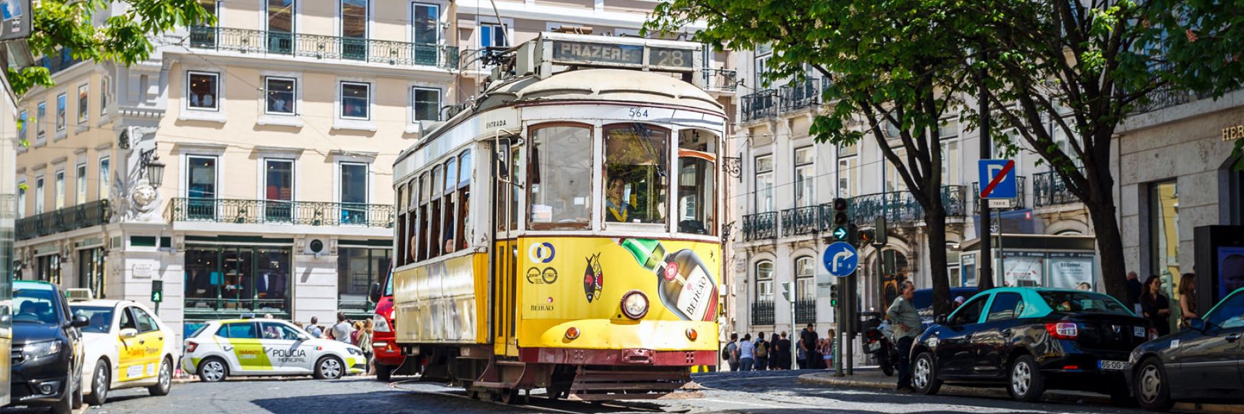 Rent a car in Lisbon