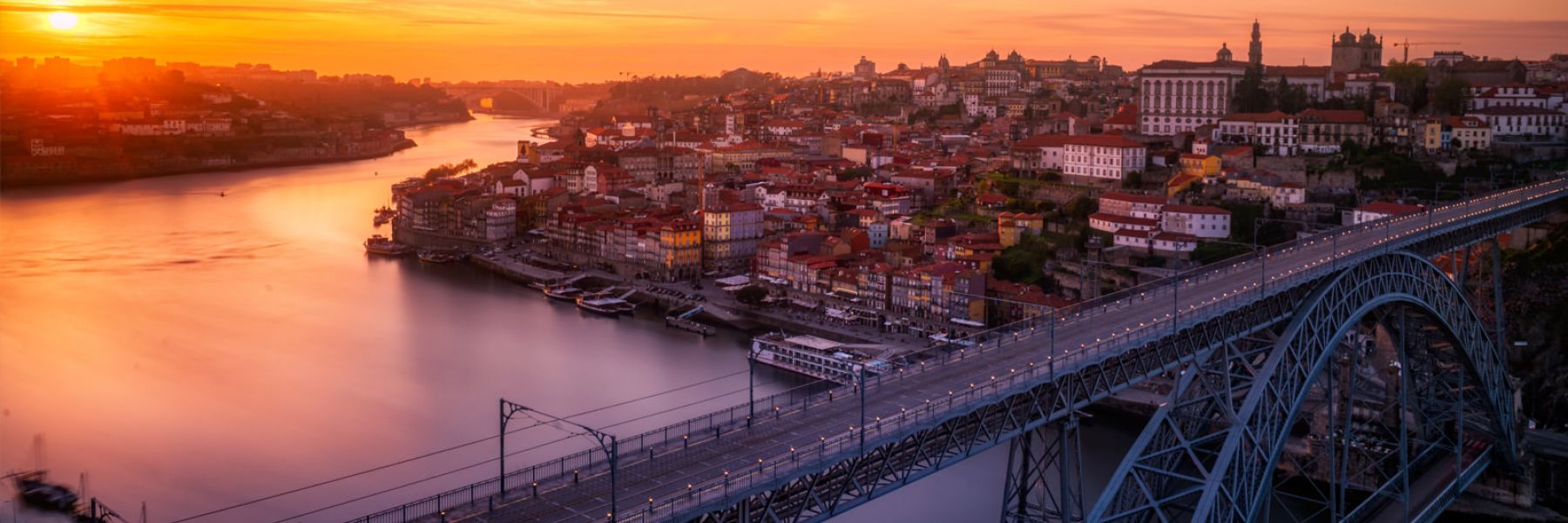 Rent a car in Porto